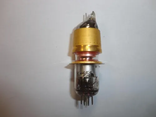 К-351 клистрон фото 2 К-351 клистрон фото 2